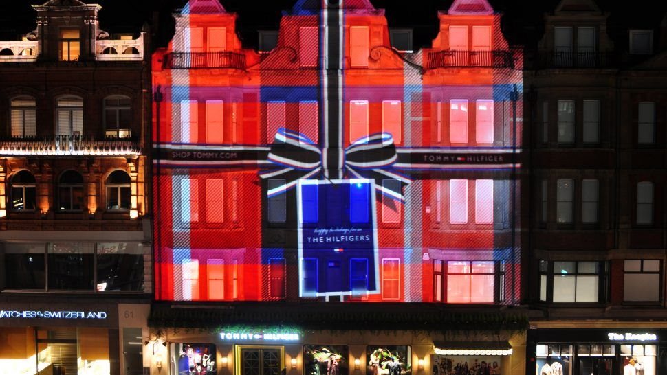 Projection Mapping of Christmas Present on Building for Tommy Hilfiger