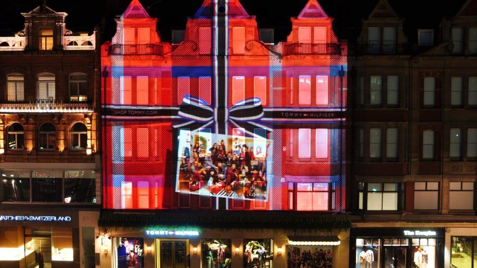 Projection Mapping of Christmas Present on Building for Tommy Hilfiger