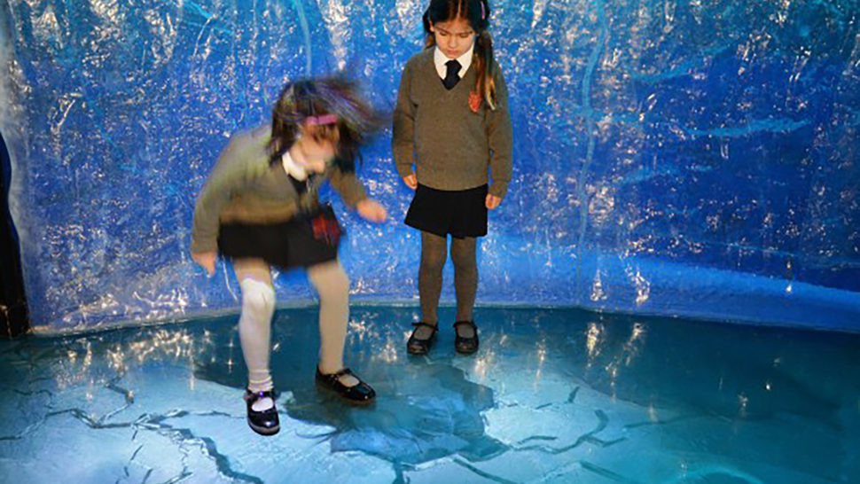 LCI - Frozen Planet - Interactive Floor