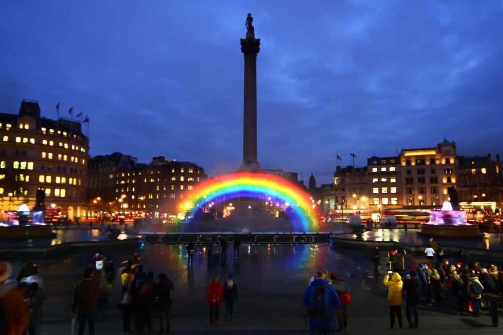 water screen rainbow london